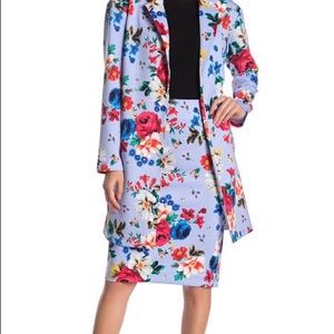 NWT T Tahari Printed Midi Scuba Skirt, Size 8